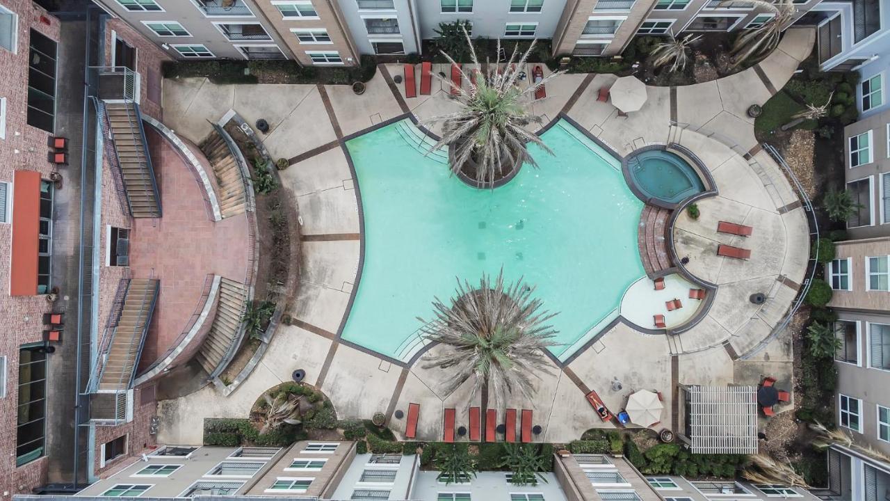 Luxury Designed Bedrooms Med Center By Nrg Stadium *